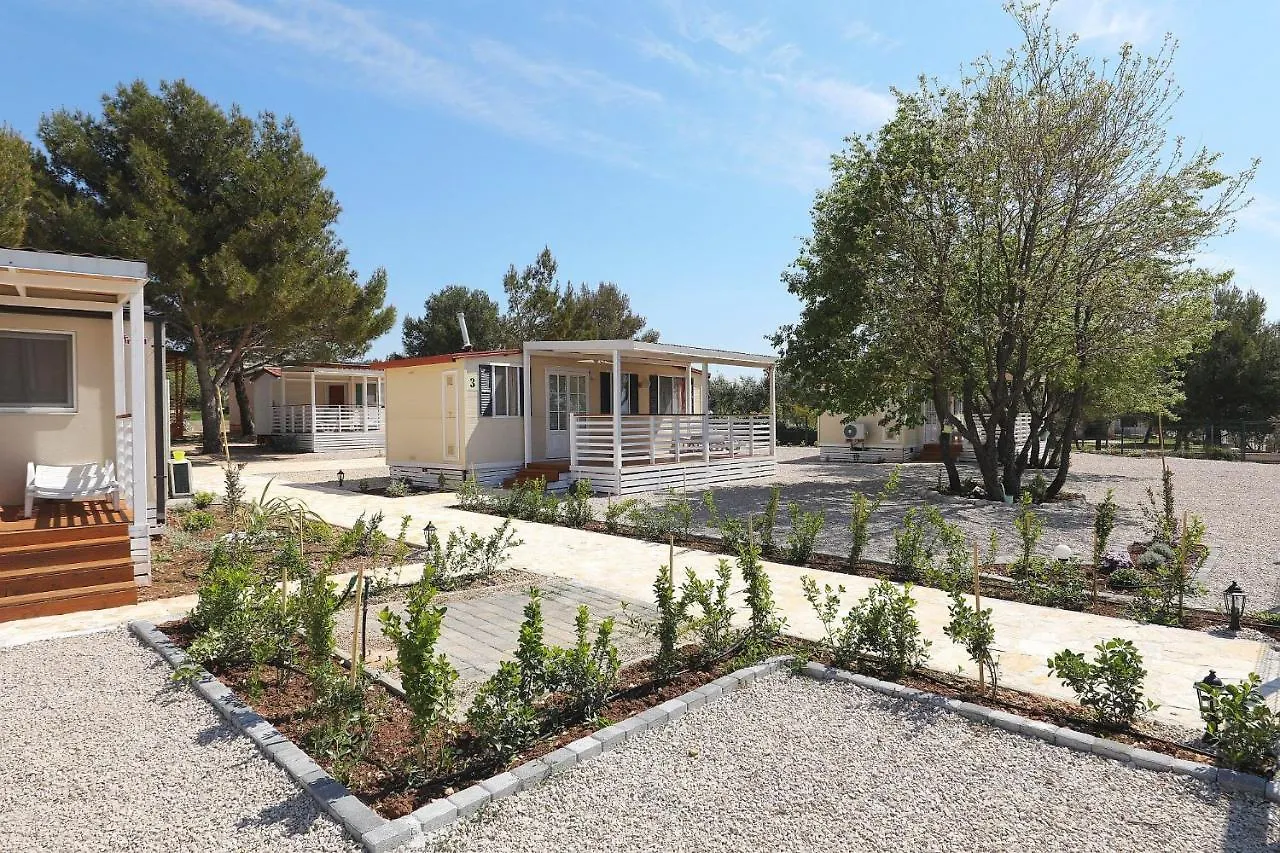 Mobile Home Frangipani 3 Biograd Na Moru Croatia